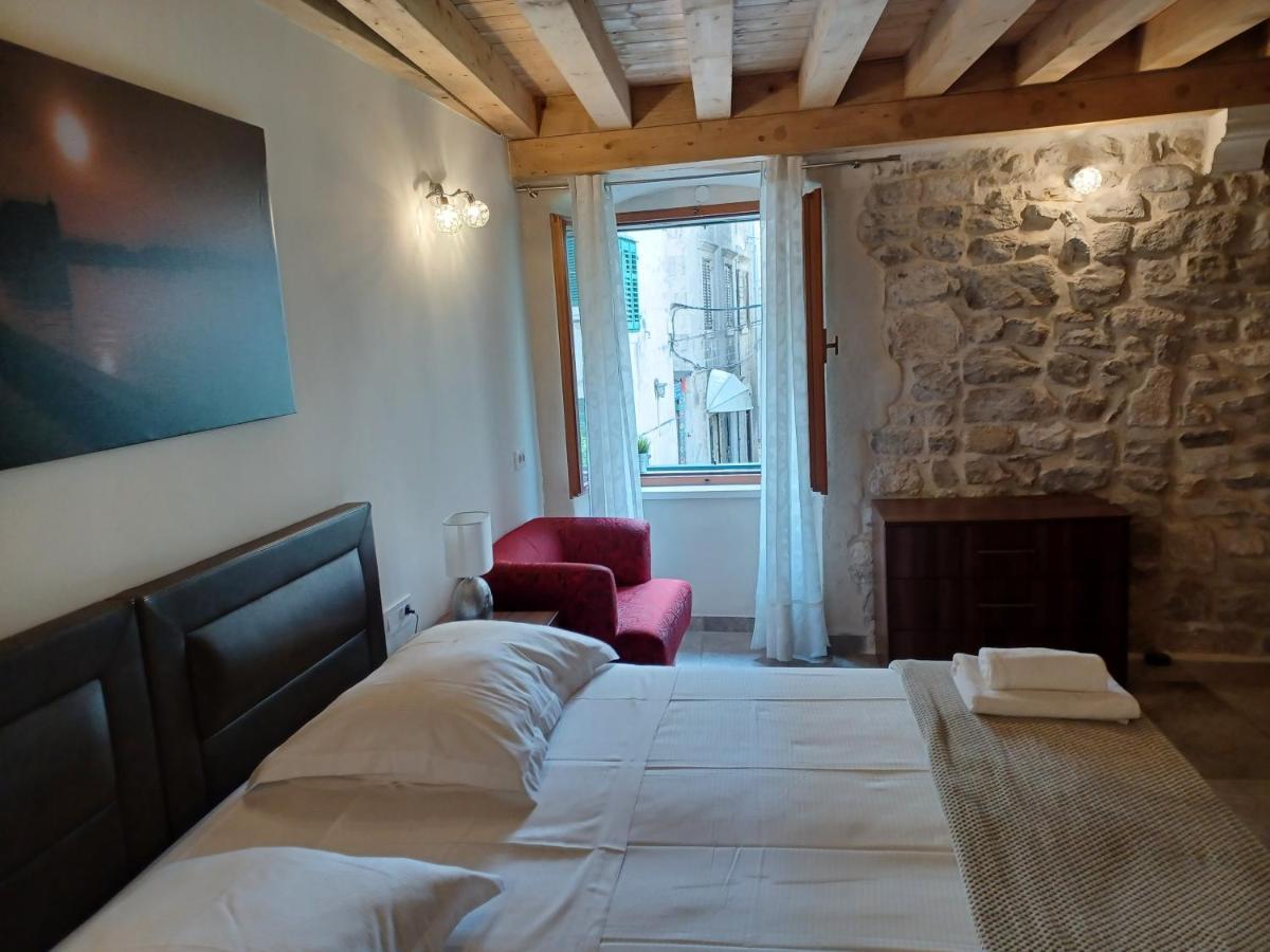 Jr Luxury Guesthouse2 Сплит Экстерьер фото