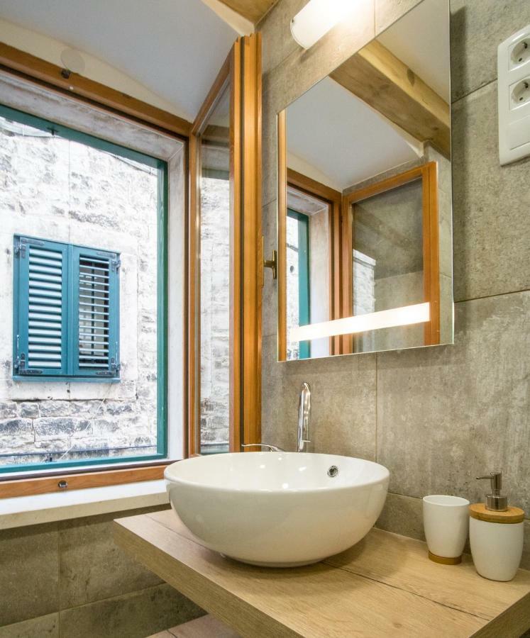 Jr Luxury Guesthouse2 Сплит Экстерьер фото