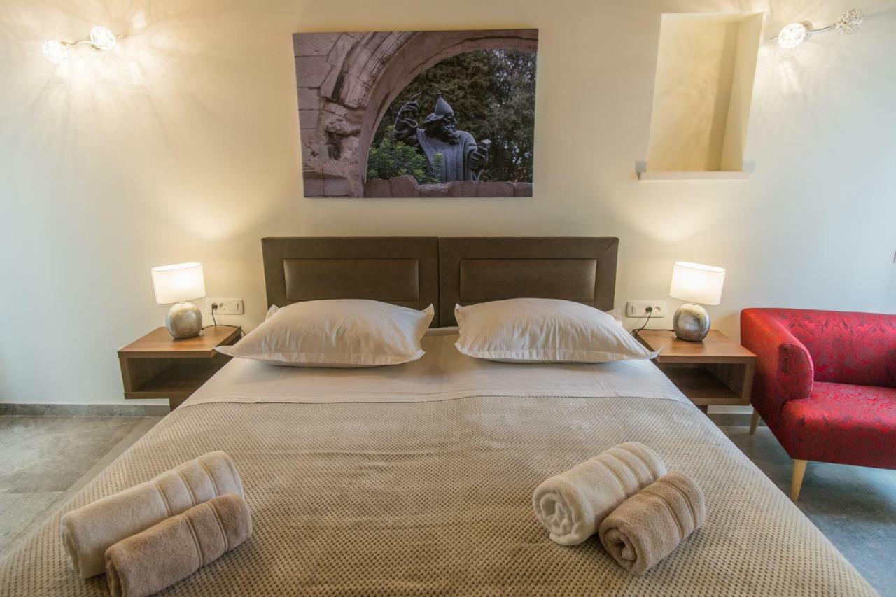 Jr Luxury Guesthouse2 Сплит Экстерьер фото