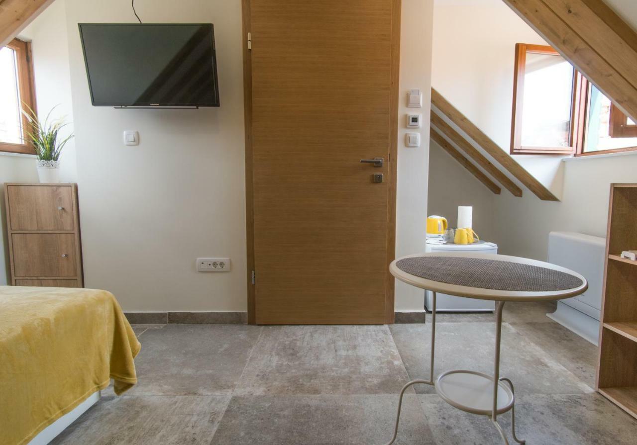 Jr Luxury Guesthouse2 Сплит Экстерьер фото